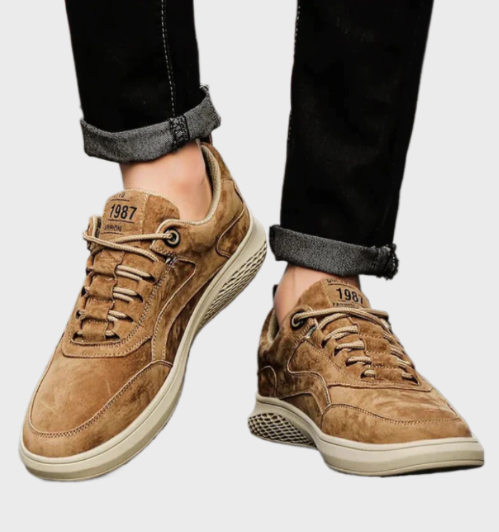 Echt lederen herensneakers in vetertrend, perfect voor dagelijks gebruik