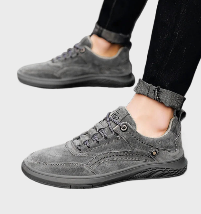 Echt lederen herensneakers in vetertrend, perfect voor dagelijks gebruik